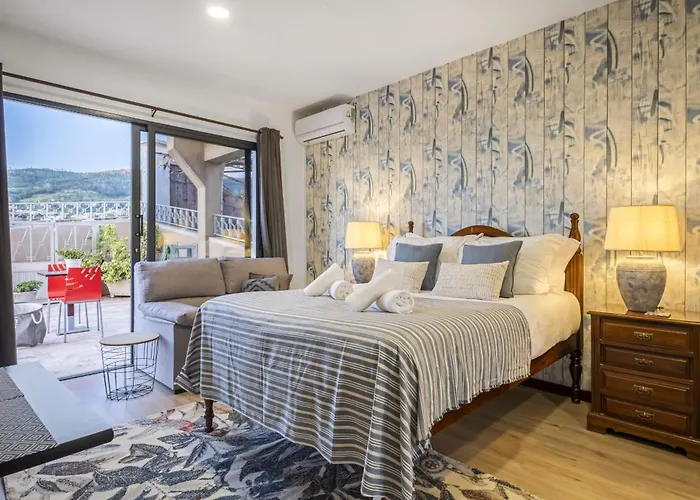 White Rabbit I By Homie Affittacamere Calheta (Madeira)